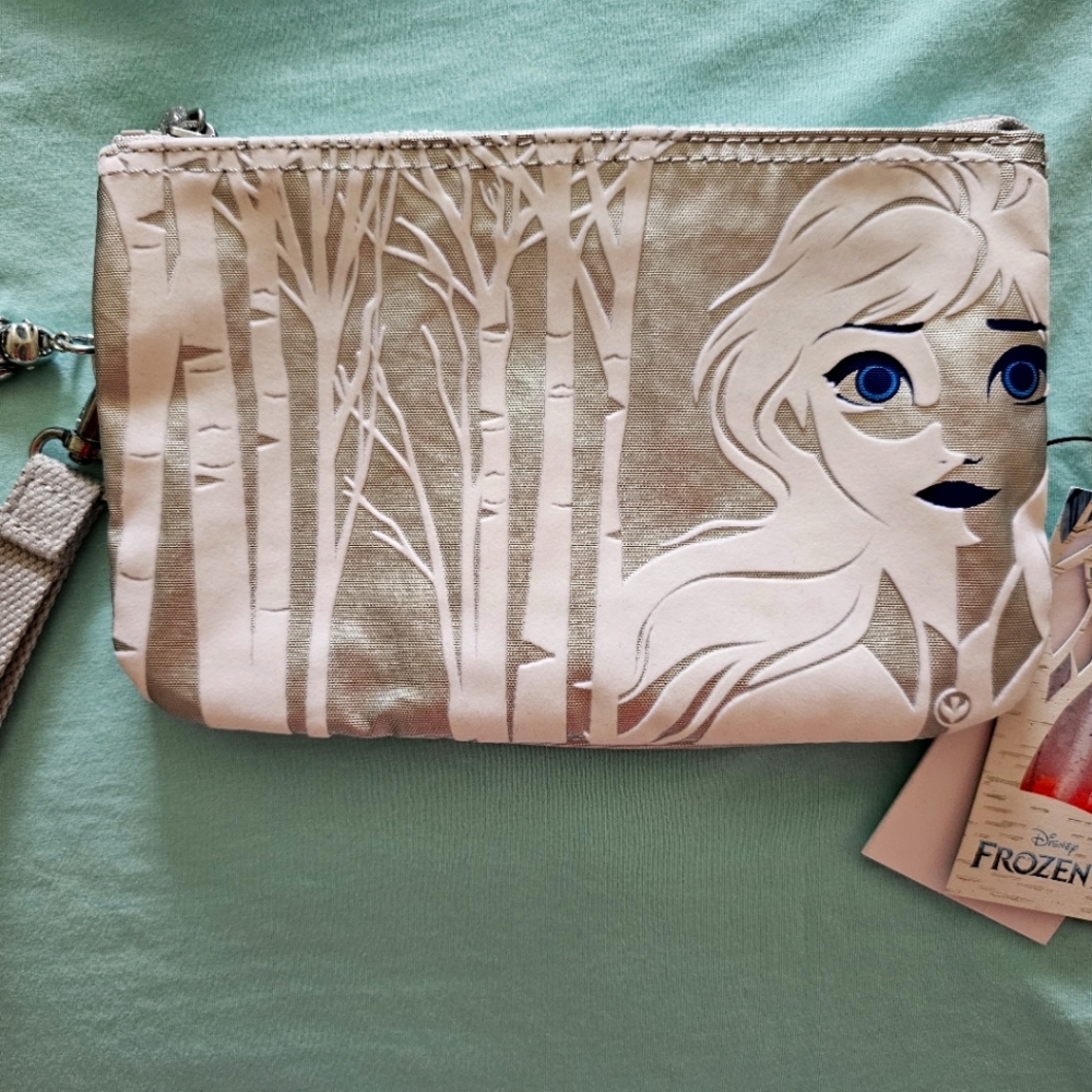 New. Kipling x Disney wristlet.   Frozen